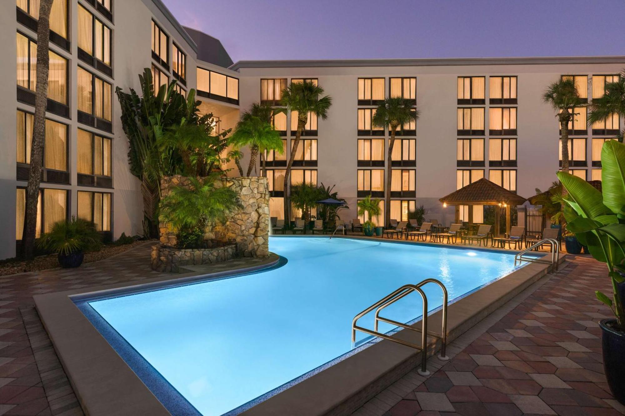 Doubletree By Hilton Fort Myers At Bell Tower Shops Zewnętrze zdjęcie