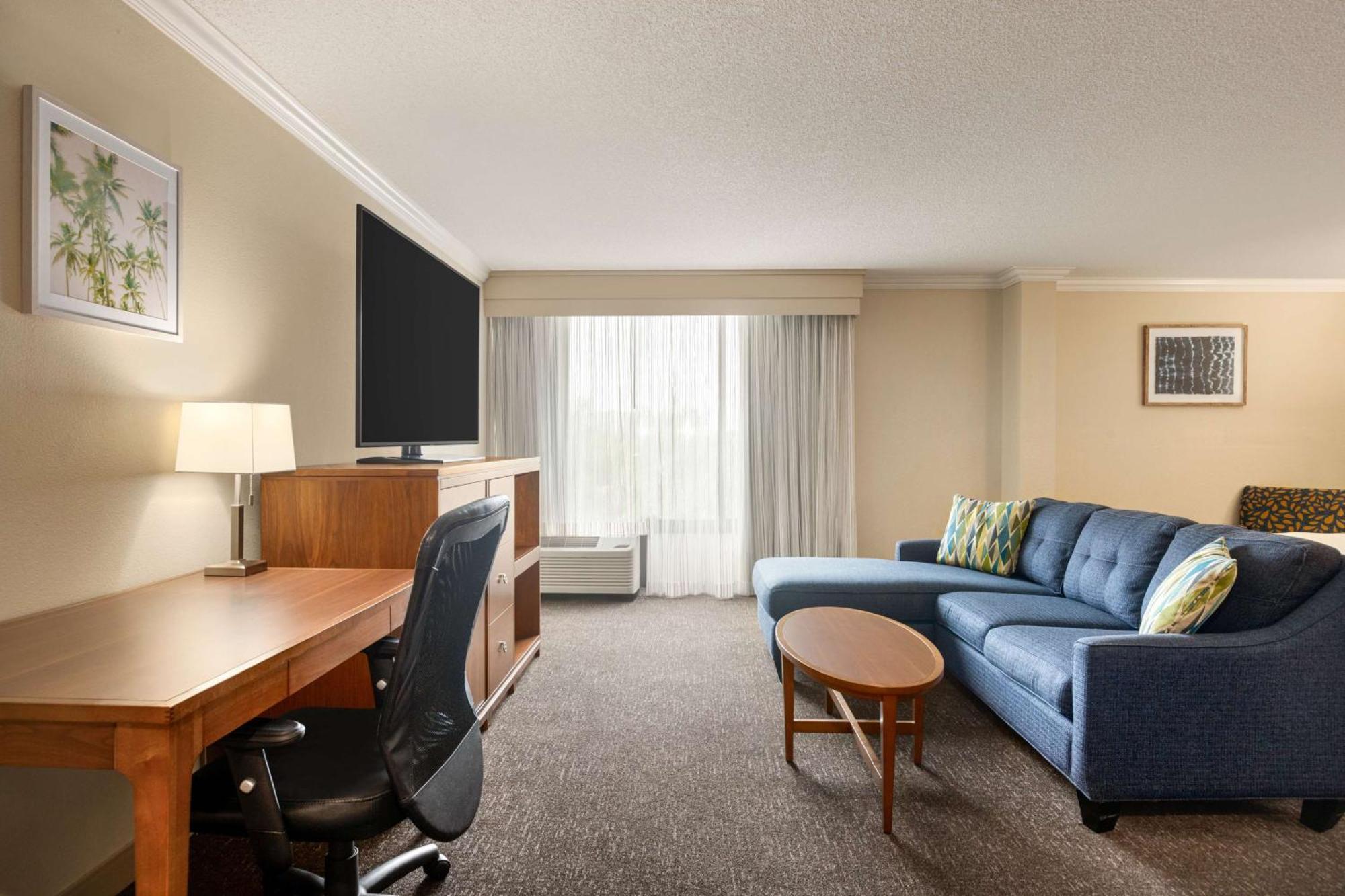 Doubletree By Hilton Fort Myers At Bell Tower Shops Zewnętrze zdjęcie