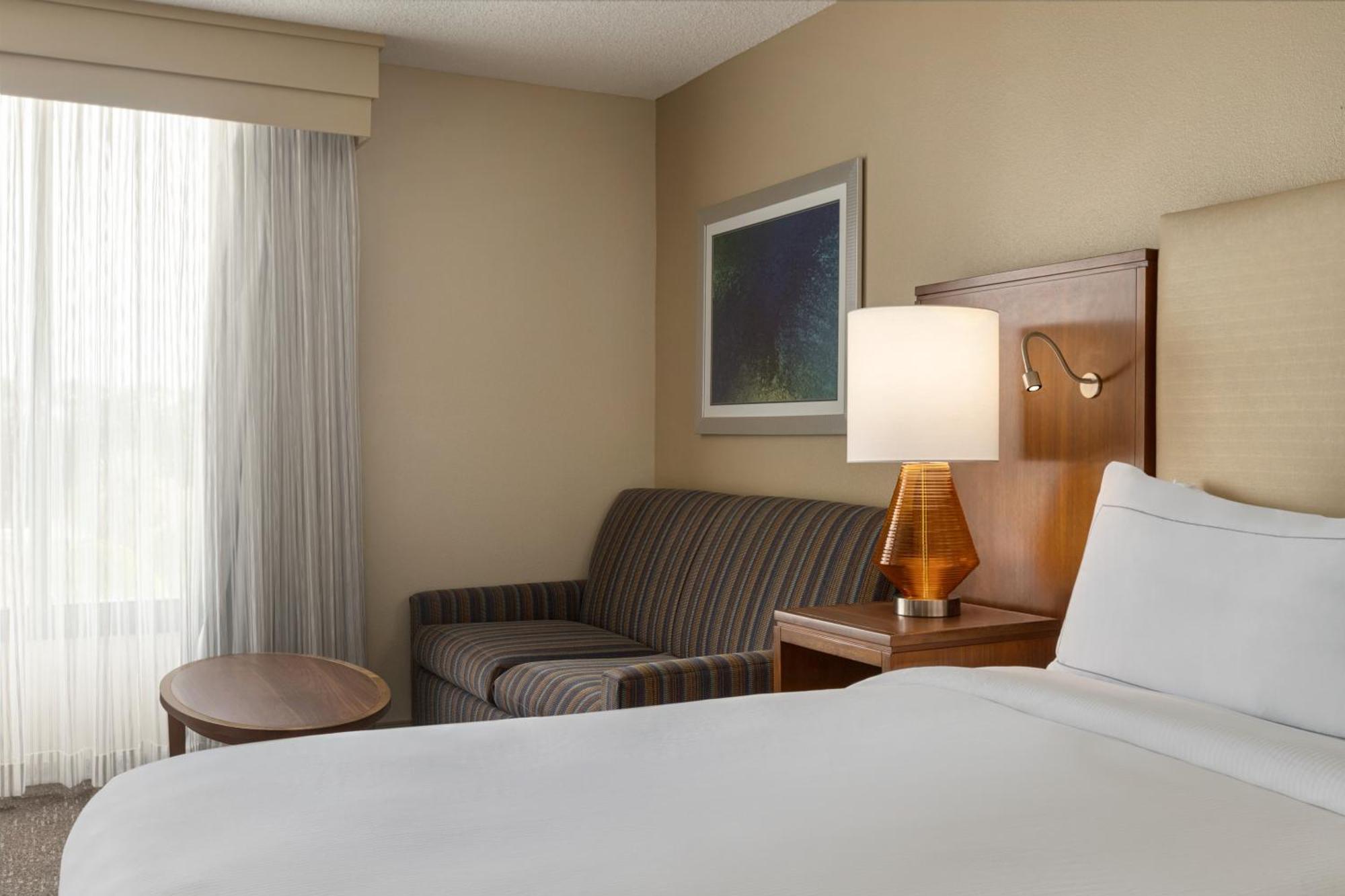 Doubletree By Hilton Fort Myers At Bell Tower Shops Zewnętrze zdjęcie